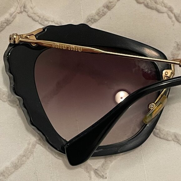 Miu Miu Cat-Eye Gradient sunglasses with glitter details - Picture 4 of 7